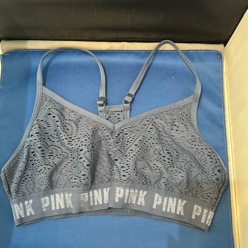 Pink sport‎ bra, size medium